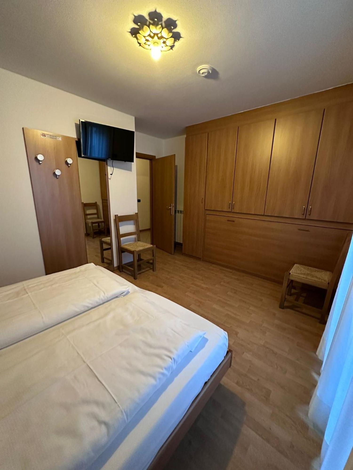 Hotel Denny Pinzolo Eksteriør bilde