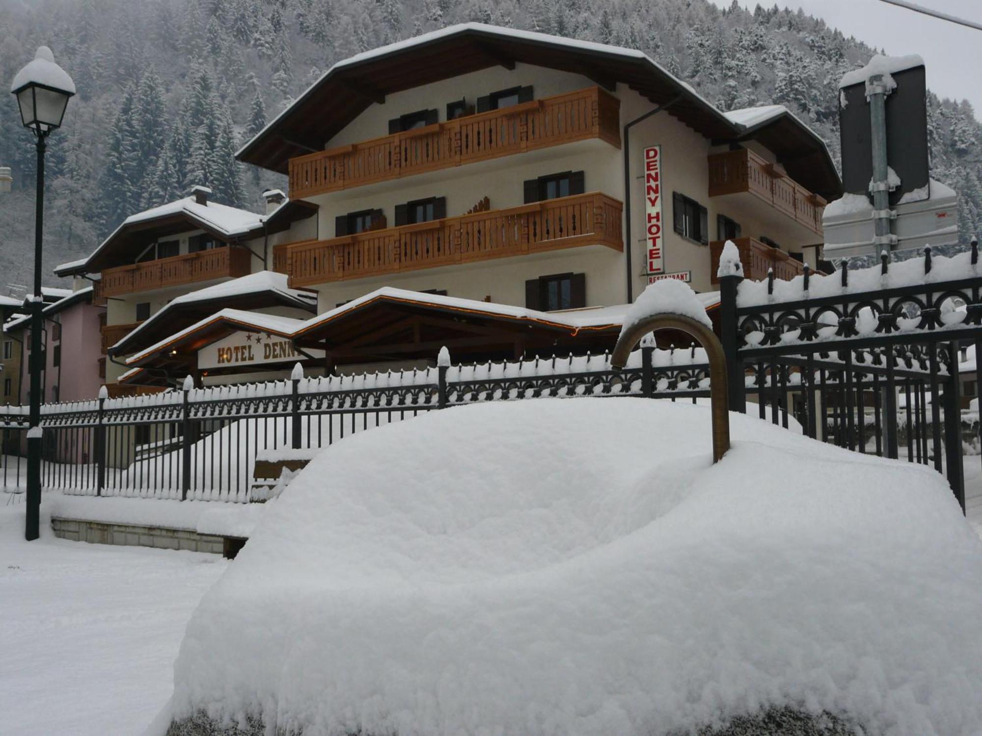 Hotel Denny Pinzolo Eksteriør bilde