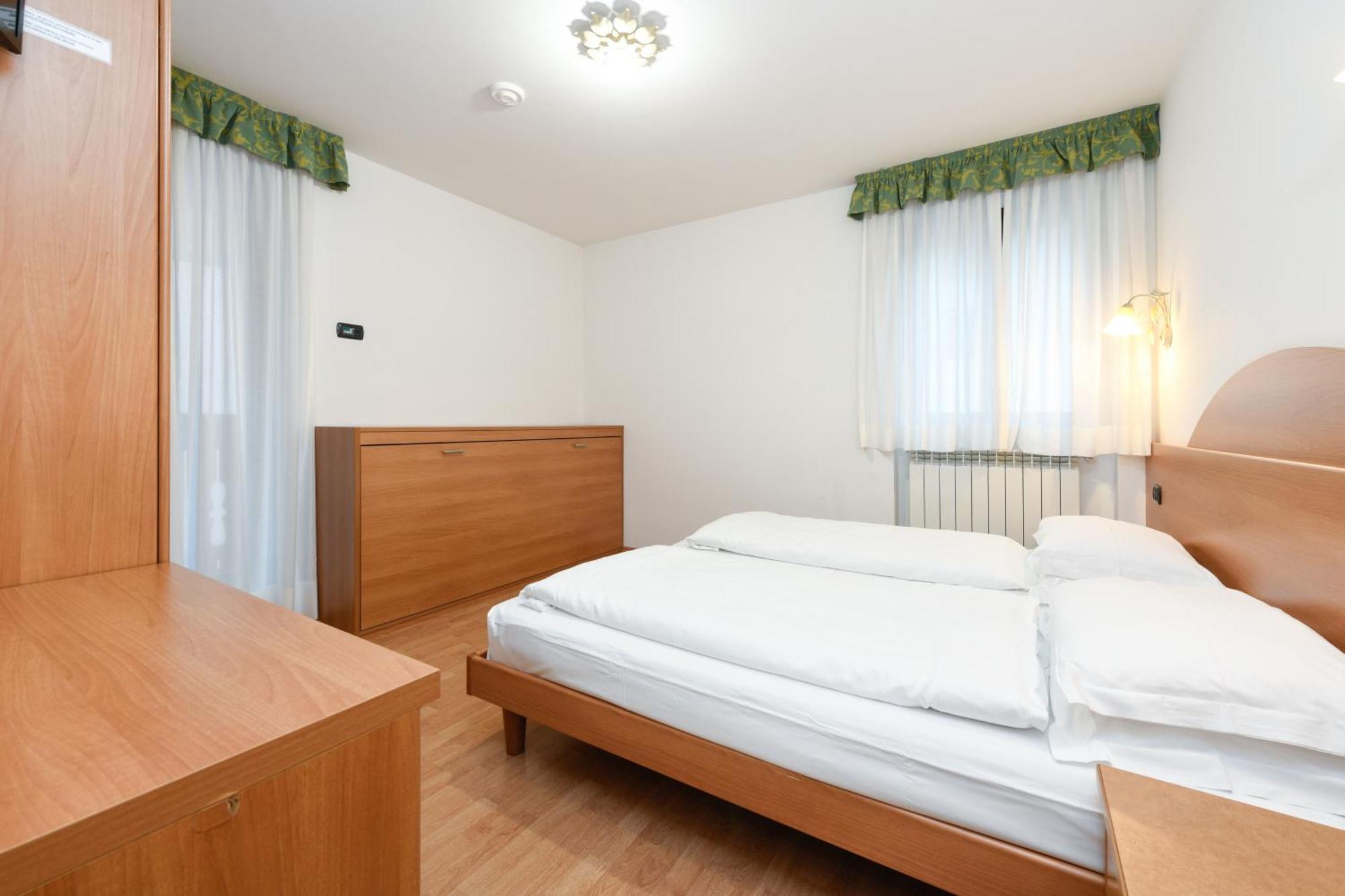 Hotel Denny Pinzolo Eksteriør bilde