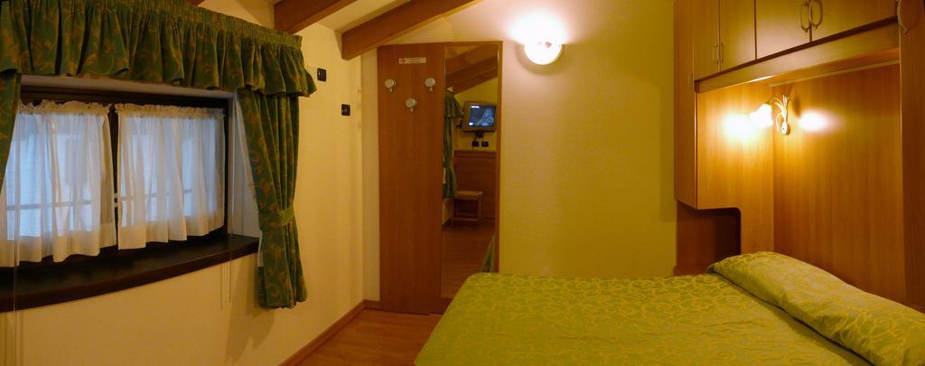 Hotel Denny Pinzolo Rom bilde
